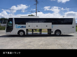 ③左側面　